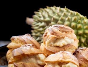 Kue Sus Durian Coklat